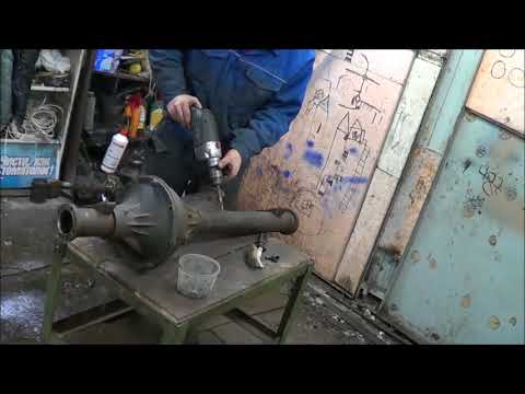 Видео: Уаз за 30 тысяч,серия 36 ремонт моста часть 6