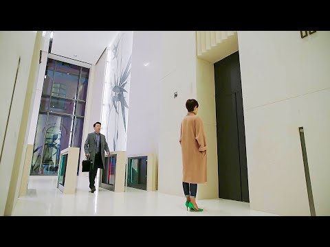 Видео: Жена носит туфли на шпильке и верблюжье пальто полна ауры, а неверный муж ошарашен