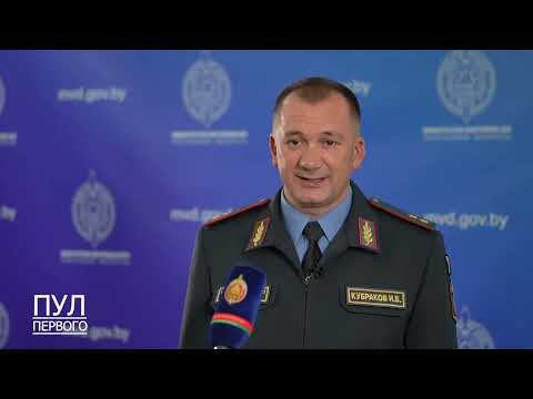 Видео: Литовские дальнобойщики оставили прицепы в Беларуси