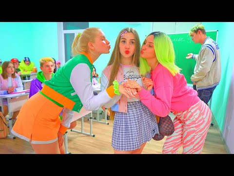 Видео: Студентите са шокирани! 😱 Кой стана най-добрата приятелка на Даяна? Забавен клип