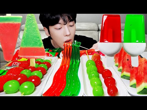 Видео: АСМР МУКБАНГ | арбузные десерты (желе, клубника, арбузный тангулу, желе из лапши, мороженое)