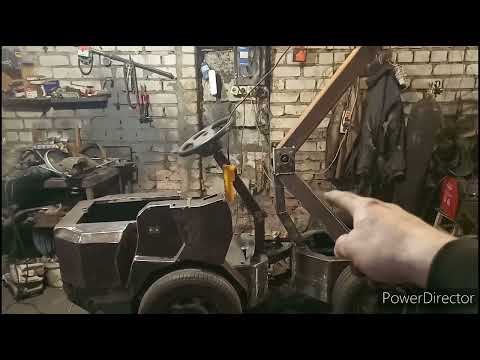 Видео: Мини погрузчик " ВОРОН " изготовление стрелы.