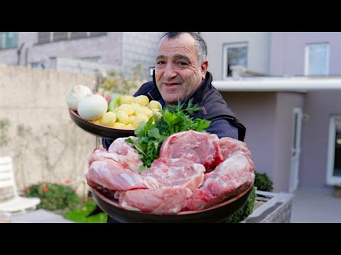 Видео: Необычный рецепт приготовления сочного мяса в казане на костре,который получится у каждого