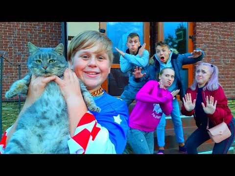 Видео: Малявка ПРИНЕС БЛОХАСТОГО КОТА в ДОМ!