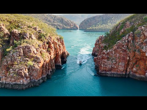 Видео: #31 СЖИГАНИЕ ТОПЛИВА НА 4500 ДОЛЛАРОВ ЗА 2 ДНЯ — Путешествие по Австралии на лодке