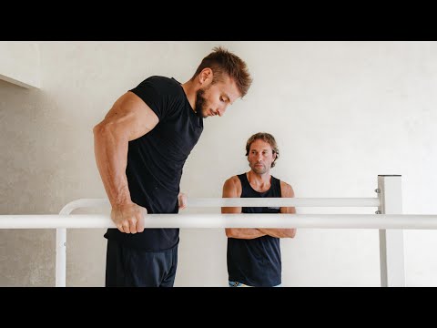 Видео: Как согреться и не получить травм - Calisthenics