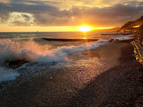 Видео: Композиция "Рояль и море" группы Август