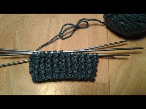 Видео: Объемная резинка спицами по кругу. Вяжем спицами.