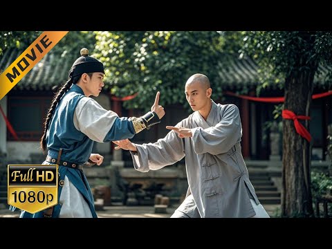 Видео: Маленький монах, которого легко запугать, — несравненный мастер, побеждающий злодея одной ладонью.