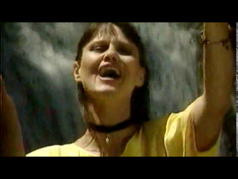 Видео: Жива вода - Мария Косара / Jiva voda - Maria Kosara (Official Music Video)