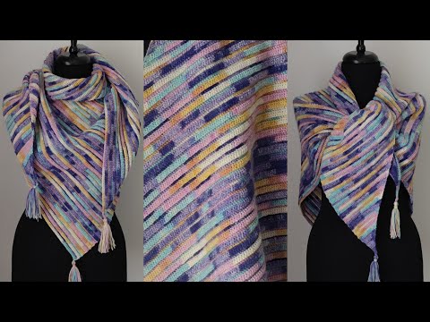 Видео: «Укутайтесь в тепло: схемы вязания шарфа и шали для начинающих! / Как связать шарф крючком»