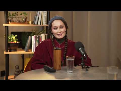 Видео: СОВРЕМЕННОЕ ИСКУССТВО КАЗАХСТАНА — Лейла Махат, основательница галереи "KULANSHI"