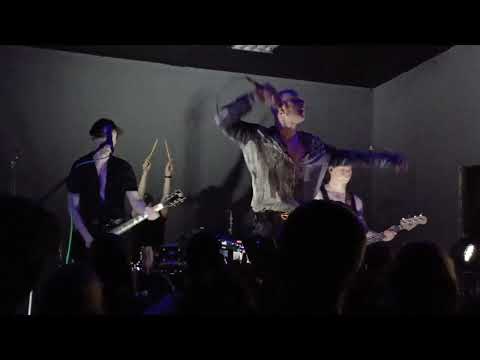 Видео: RAVANNA - Птицы (Ростов-на-Дону, Кроп Arena, Малый зал) 25.10.25  @JustaJesttv ​