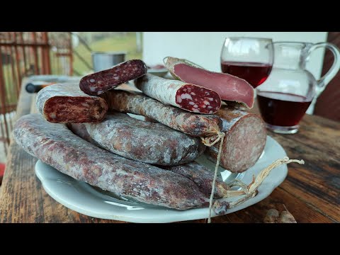 Видео: Пробвам мезетата заредени декември - луканка, суджук, салам и филе елена - влог с коментари и съвети
