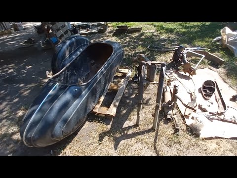 Видео: Собираю в кучу мотоцикл иж 49 с коляской, который купил более 2лет назад. Очень редкая коляска БП 56