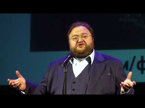 Видео: "ПЕСЕНКА МАМОНТЕНКА". МАКСИМ ПАСТЕР - ТЕНОРА XXI ВЕКА