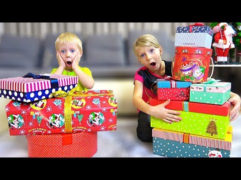Видео: ГДЕ МОИ ПОДАРКИ? Что ПОДАРИЛИ Милана и Даня на НОВЫЙ ГОД? Скетч Челлендж от Family Box