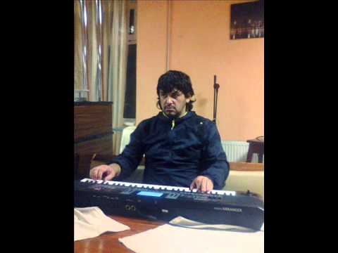 Видео: Джони ела се вие превива