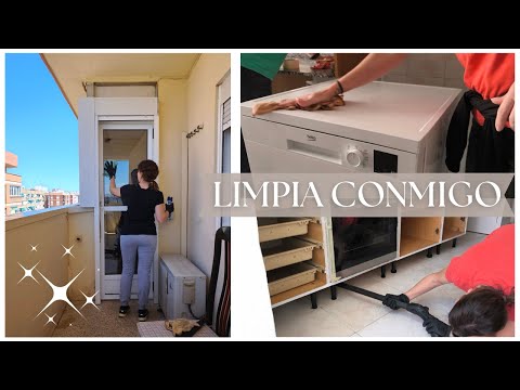 Видео: УБОРКА СО МНОЙ✨ КАК ЧИСТИТЬ ЖАЛЮЗИ 🫧УБОРКА ДОМА