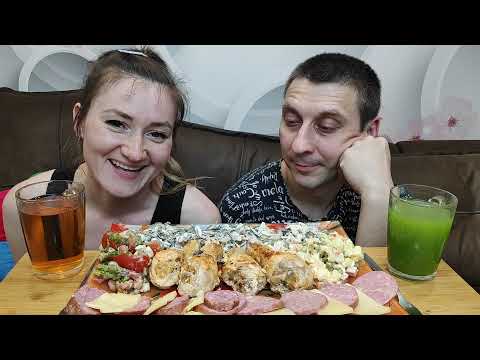 Видео: МУКБАНГ ОСТАТКИ СЛАДКИ ИЛИ ЧТО ОСТАЛОСЬ ОТ ПРАЗДНИКА | MUKBANG FOOD WHAT'S LEFT OF THE HOLIDAY