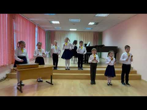 Видео: Детский шумовой оркестр "Весёлые горошинки", Ф. Шуберт "Музыкальный момент"