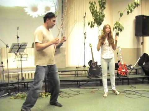 Видео: Сценка "Два дерева"