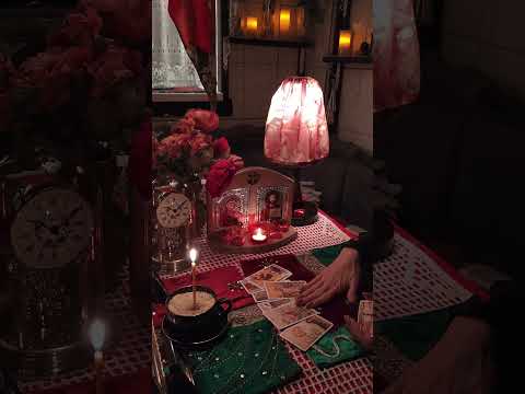 Видео: Вы сидите в Его голове Злится Бесится не знает Куда Бежать 