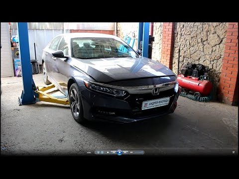 Видео: Замена масла и фильтров в двигателе на Honda Accord 1,5 Хонда Аккорд 2018 года