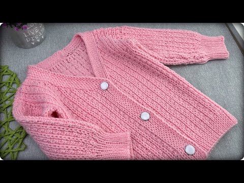 Видео: ДЕТСКИЙ кардиган СПИЦАМИ. ПОДРОБНЫЙ  МАСТЕР КЛАСС