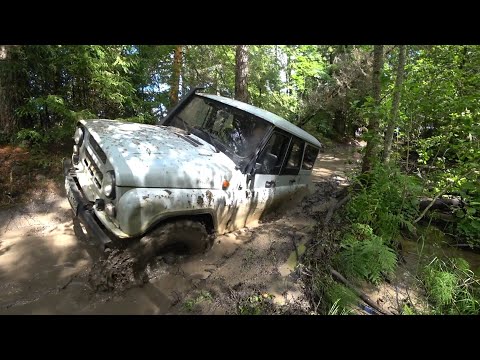 Видео: Четыре Дастера и УаЗ в поисках приключений!