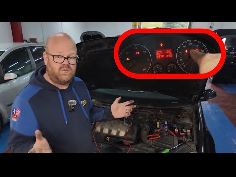 Видео: Вся правда о не заводящемся гольфе. Вот как мы это делаем! #DDTSB #DIAGNOSEDAN #car #automotive #...