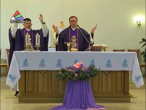 Видео: Святая месса в костёле 28.12.2014