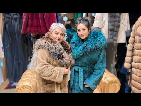 Видео: ШУБЫ У РОМАНА✨СУПЕР ЦЕНЫ БУТИК МЕХА Г-17 В-18😍АССОРТИМЕНТ МЕХОВ ОПТ И РОЗНИЦА МОСКВА ТК САДОВОД #рек