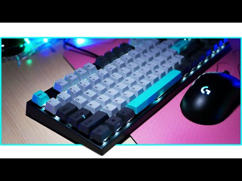 Видео: ⌨️ МЕХАНИЧЕСКАЯ КЛАВИАТУРА НАЧИНАЮЩЕГО ГИКА //  Varmilo VA87M Moonlight - обзор