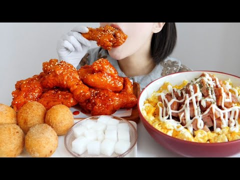 Видео: Жареный цыпленок по-корейски и спам майонезский рис в еде ASMR _ realsound mukbang eatingshow