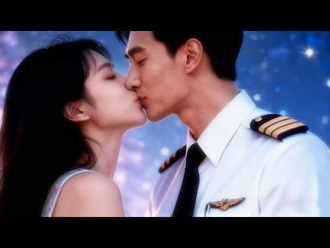 Видео: Журналистка вышла замуж за астронавта — и внезапно стала любимицей гения!