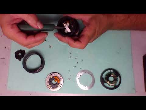 Видео: Разборка и ремонт объектива Nikon 1 V1 , J1