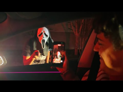 Видео: Автомойка с привидениями в Орландо! Веселая автомойка 2025