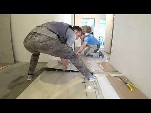 Видео: Укладка крупноформатного керамогратита 1600*800