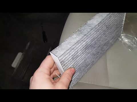 Видео: Замена фильтра салона на NISSAN LEAF ZE0 с правым рулем