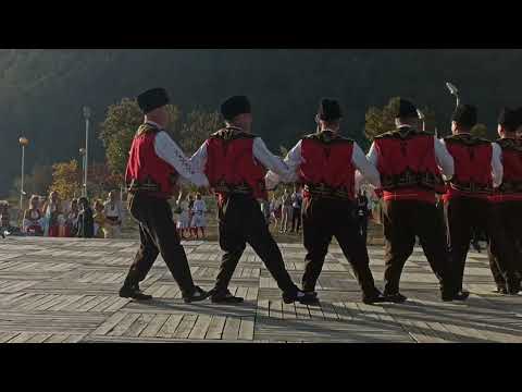 Видео: Танцова формация "Велико Сяров"  - Тракийска младост