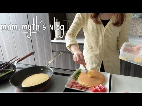 Видео: Повседневная жизнь домохозяйки, состоящая из покупок, работы по дому и приготовления пищи.