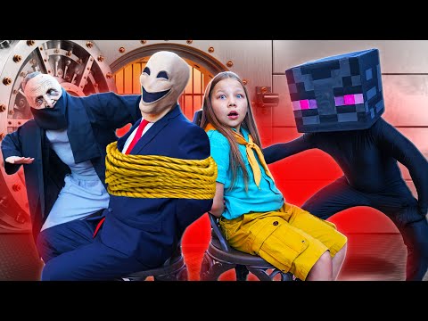 Видео: СУПЕР НИНДЗЯ ПОХИТИЛ СЛЕНДЕРМЕНА!! Эндермен ВЫГОНЯЕТ скаутов из ДОМА МАЙНКРАФТА!