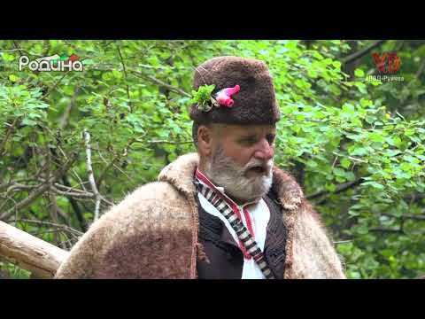 Видео: Ансамбъл "Овчарска песен" - Пиленце, пъстро славейче