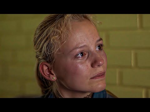 Видео: Она Готова Посадить Отчима на 6 Лет...