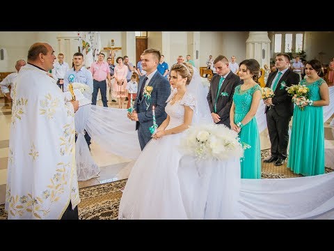 Видео: Ukrainian wedding - Вінчання молодих в храмі УГКЦ Новий Розділ