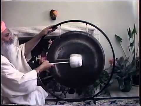 Видео: Йоги Бхаджан   Изучите Гонг Часть 2