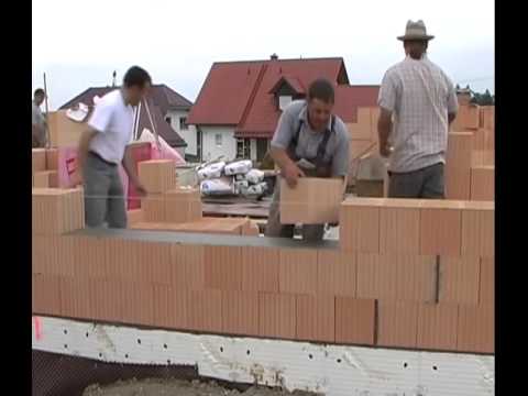 Видео: Професиональное возведение дома из тёплой керамики