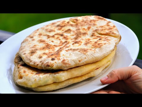 Видео: Самый простой и быстрый Хачапури на сковороде, вкусные и быстрые сырные лепешки на завтрак Ivan Kas