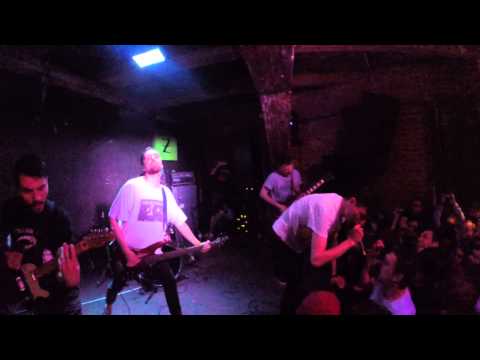 Видео: eora - мы снова заперты в клетки настенных календарей (live 27.05.15 Zoccolo 2.0)